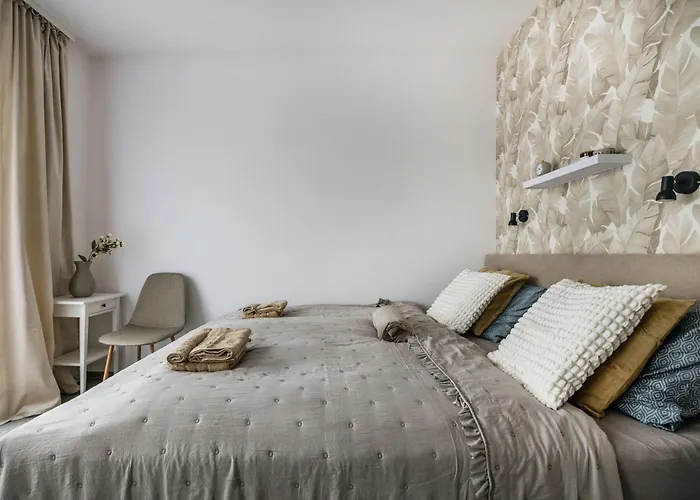 Summit - Penthouse With Parking For Two