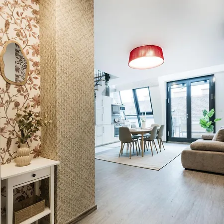Summit - Penthouse With Parking For Two * Budapeste