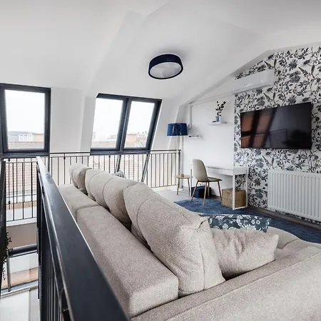 Summit - Penthouse With Parking For Two