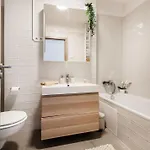 Summit - Penthouse With Parking For Two Apartment